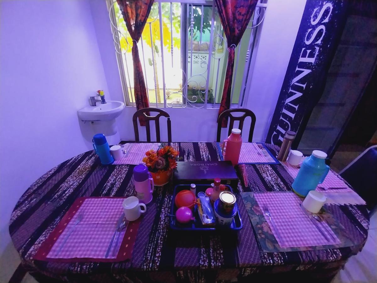 L&J Modern Backpackers Kigamboni Beach House Bed & Breakfast Darüsselam Dış mekan fotoğraf